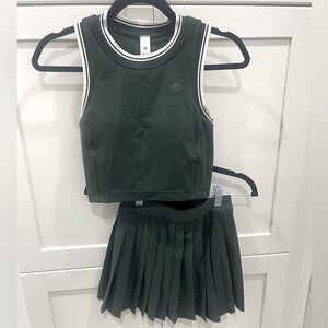 Lululemon Legacy Green Varsity Scoop Tank Top